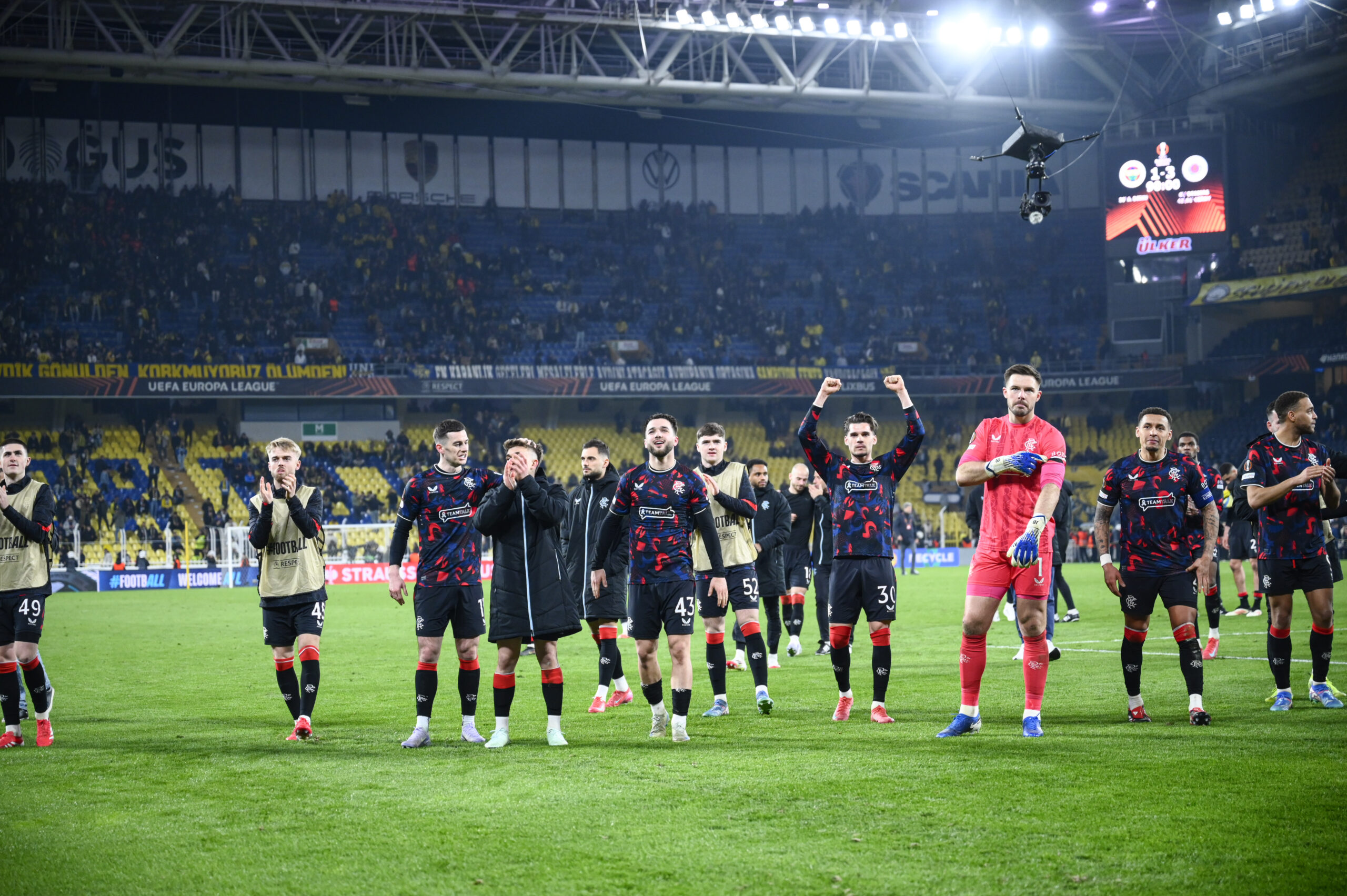 Fenerbahçe&#8217;ye Kadıköy&#8217;de İskoç çelmesi: Avrupa&#8217;da umutlar rövanşa kaldı! 2.Resim
